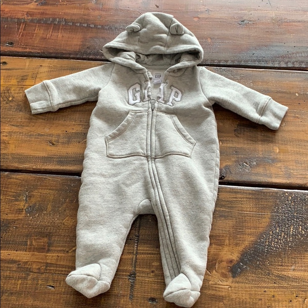 Gap footed fleece onesie